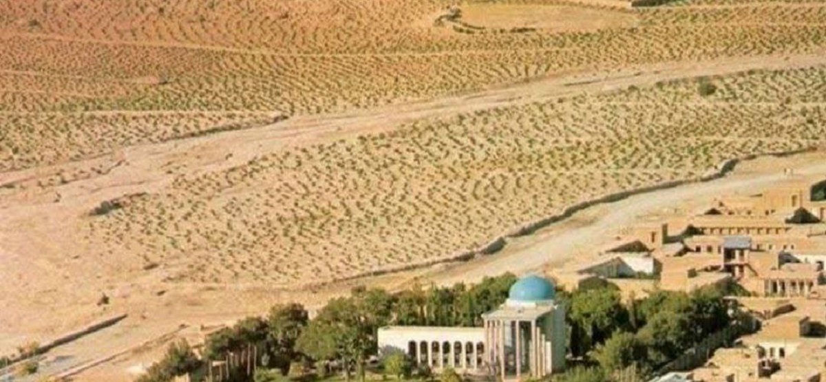 عکس هوایی از آرامگاه سعدی در دهه چهل