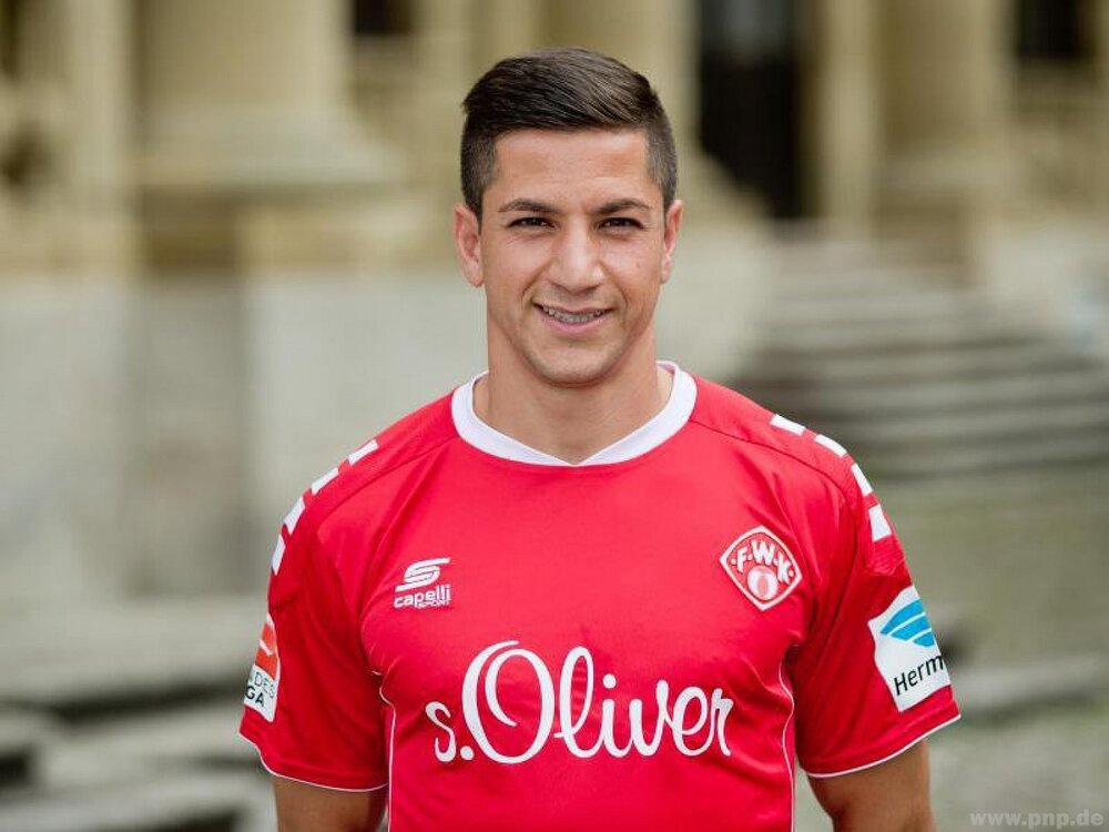 لژیونرهایی که آب و هوای ایران به آنها نساخت