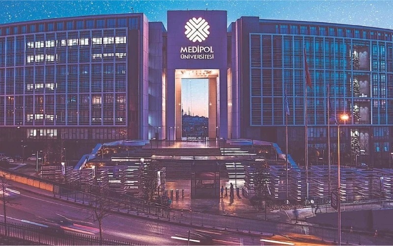مقایسه تحصیل پزشکی در مدیپول با دانشگاه‌های برتر ترکیه